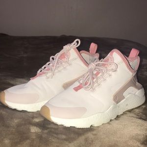 NIKE AIR WOMENS SNEAKERS US SIZE 5.5